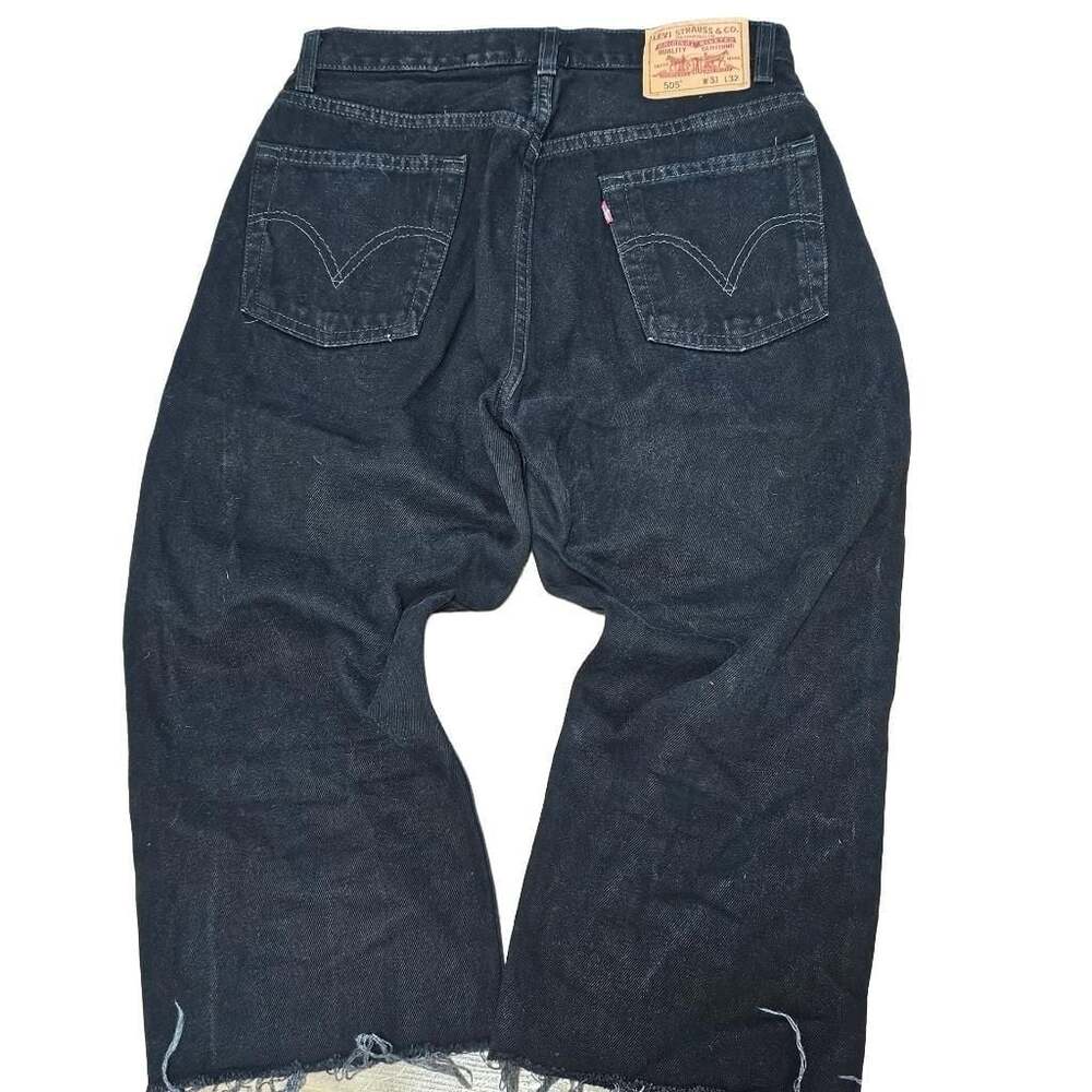 Levi’s 505 Black Cropped Raw Hem Jeans W31